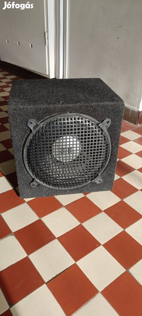 JBL zárt láda 275W/1100W