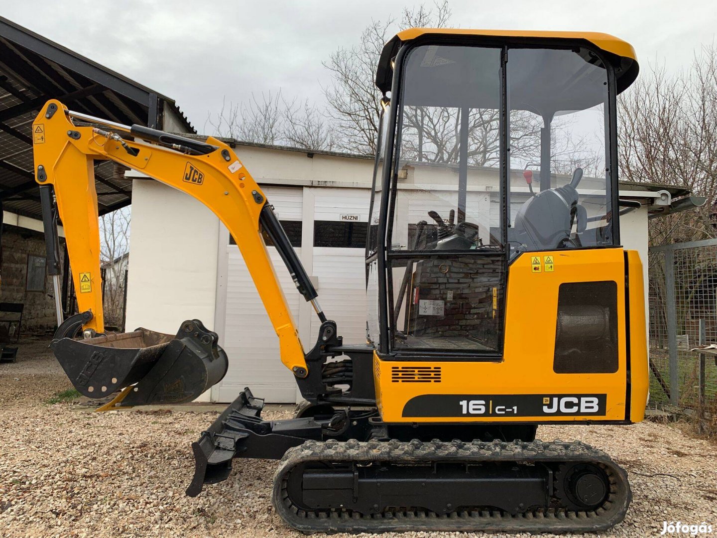 JCB 16c1 minikotró, árokásó, újszerű, kiváló állapotban eladó