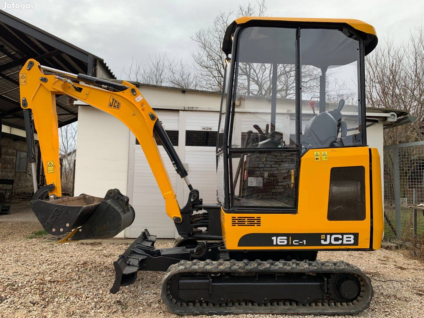 JCB 16c1 minikotró, árokásó, újszerű, kiváló állapotban eladó