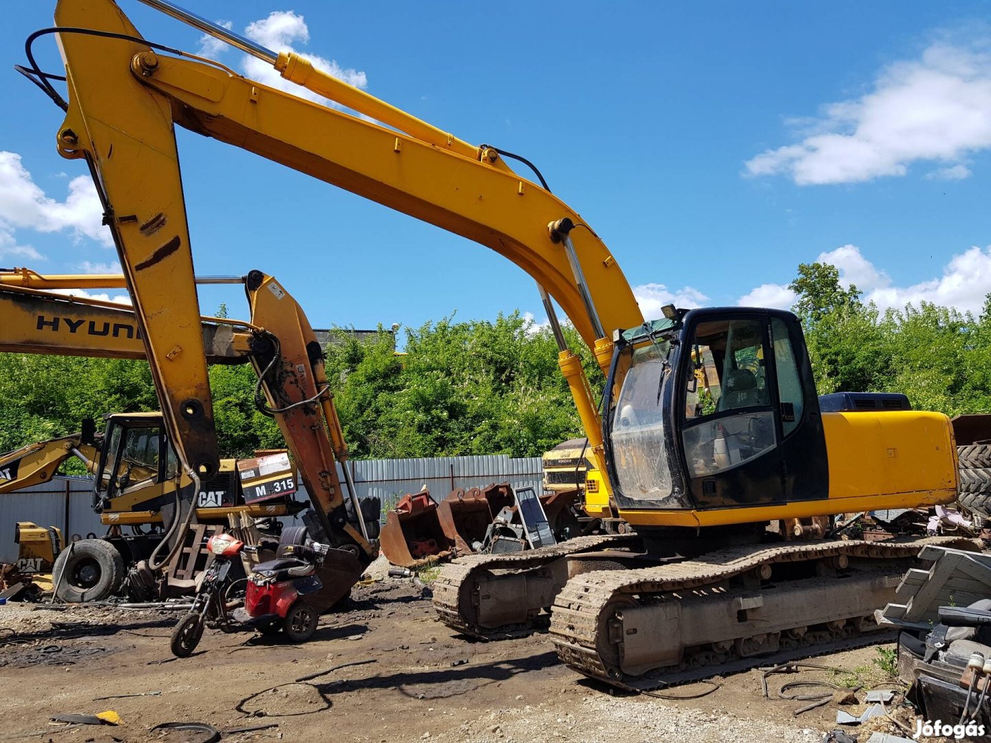 JCB 210.egyben vagy darabokban 