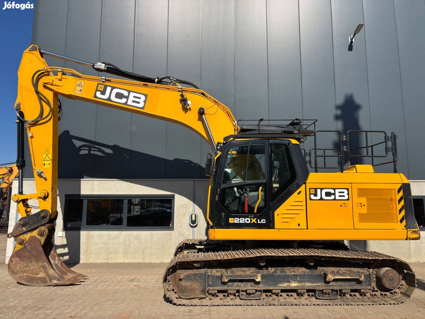 JCB 220X / 2.978 üzemóra / Lízing 20%-tól