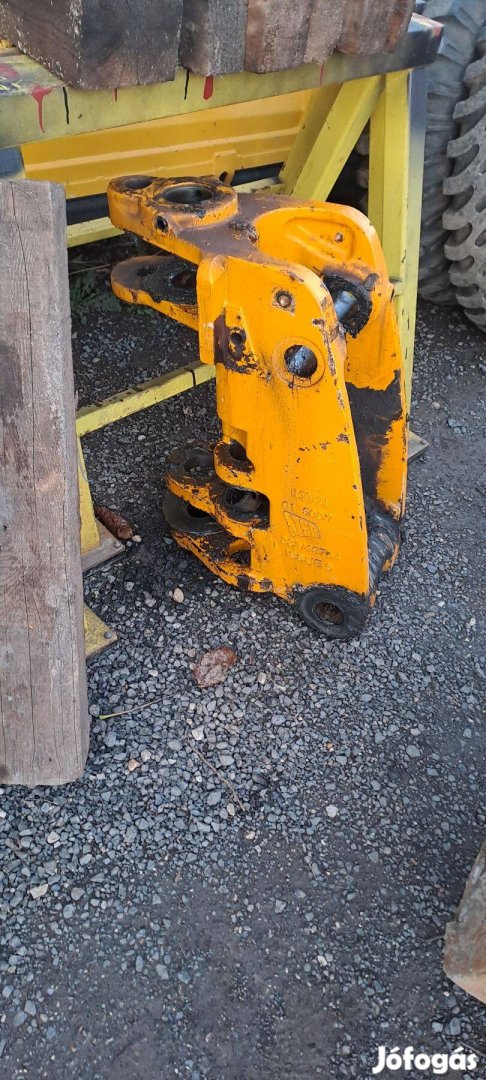 JCB 3CX gém fordíttó