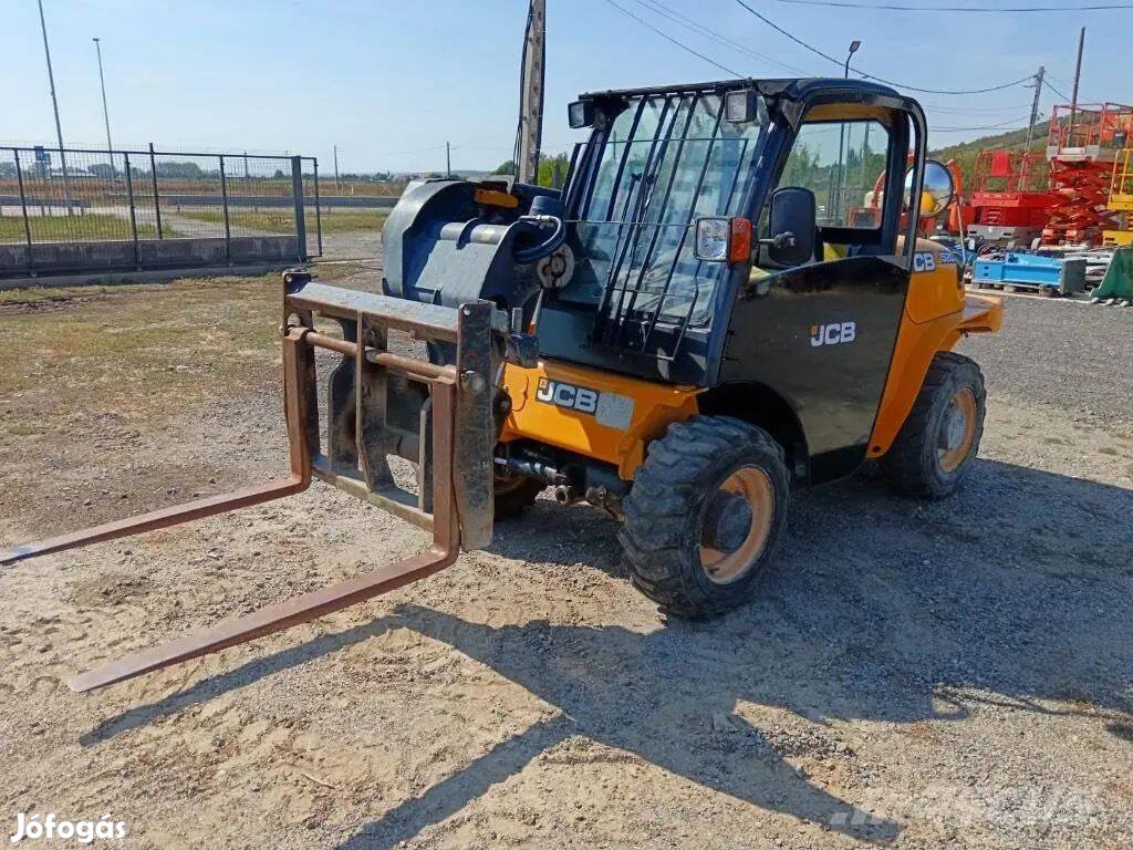 JCB 520-40 Teleszkópos rakodók