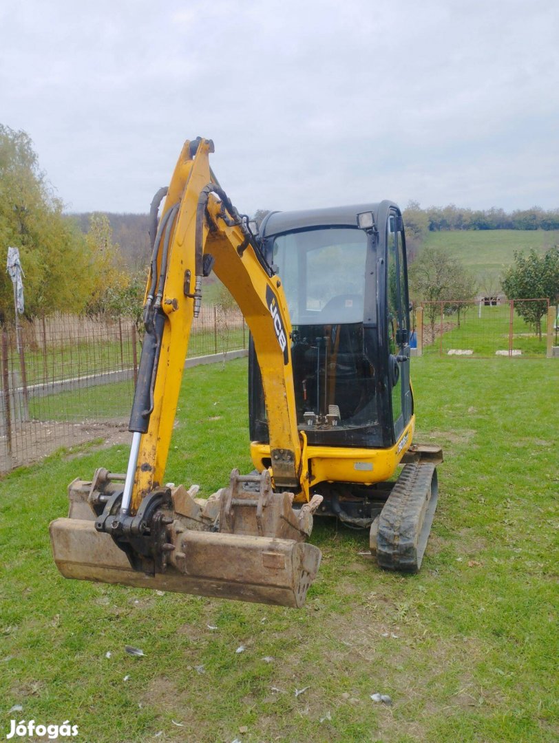 JCB 8018 minikotró