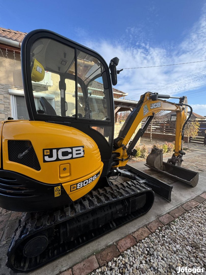 JCB 8026 (860 üó)