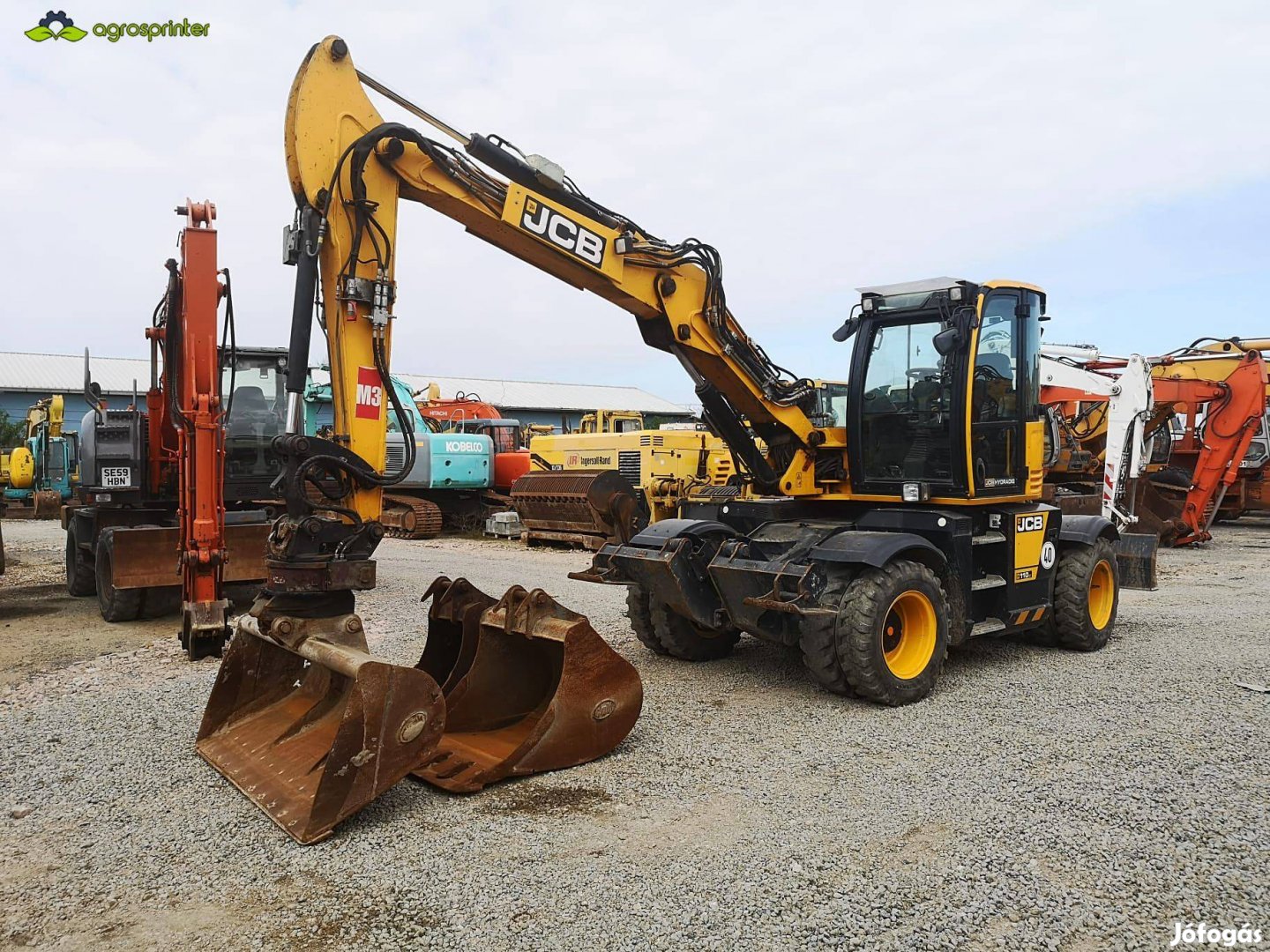 JCB Hydradig 110W + Rototilt