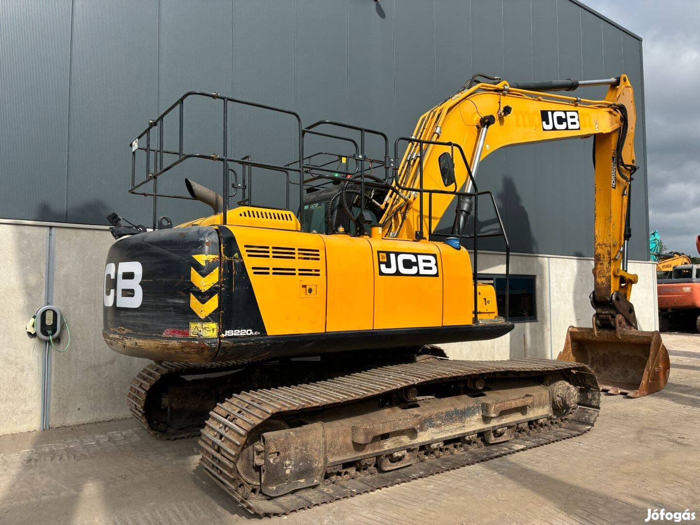 JCB JS220LC / 8400üó / Lízing 20%-tól