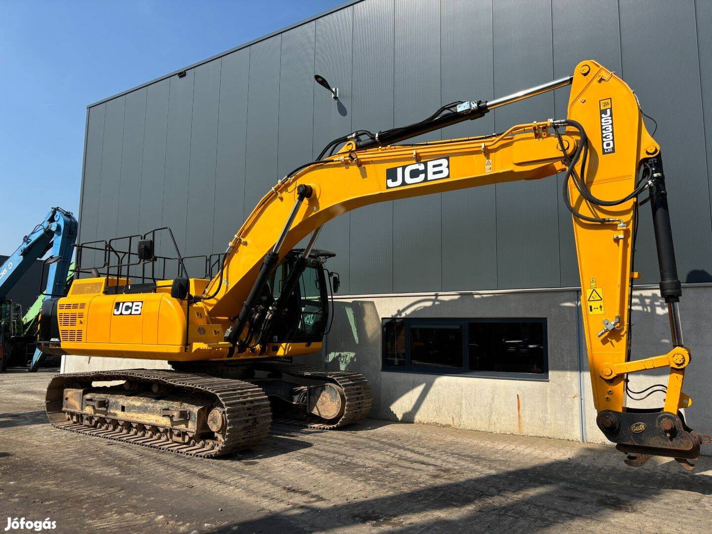 JCB JS330LC / 3050üó / Mercedes Motor / Lízing 20%-tól