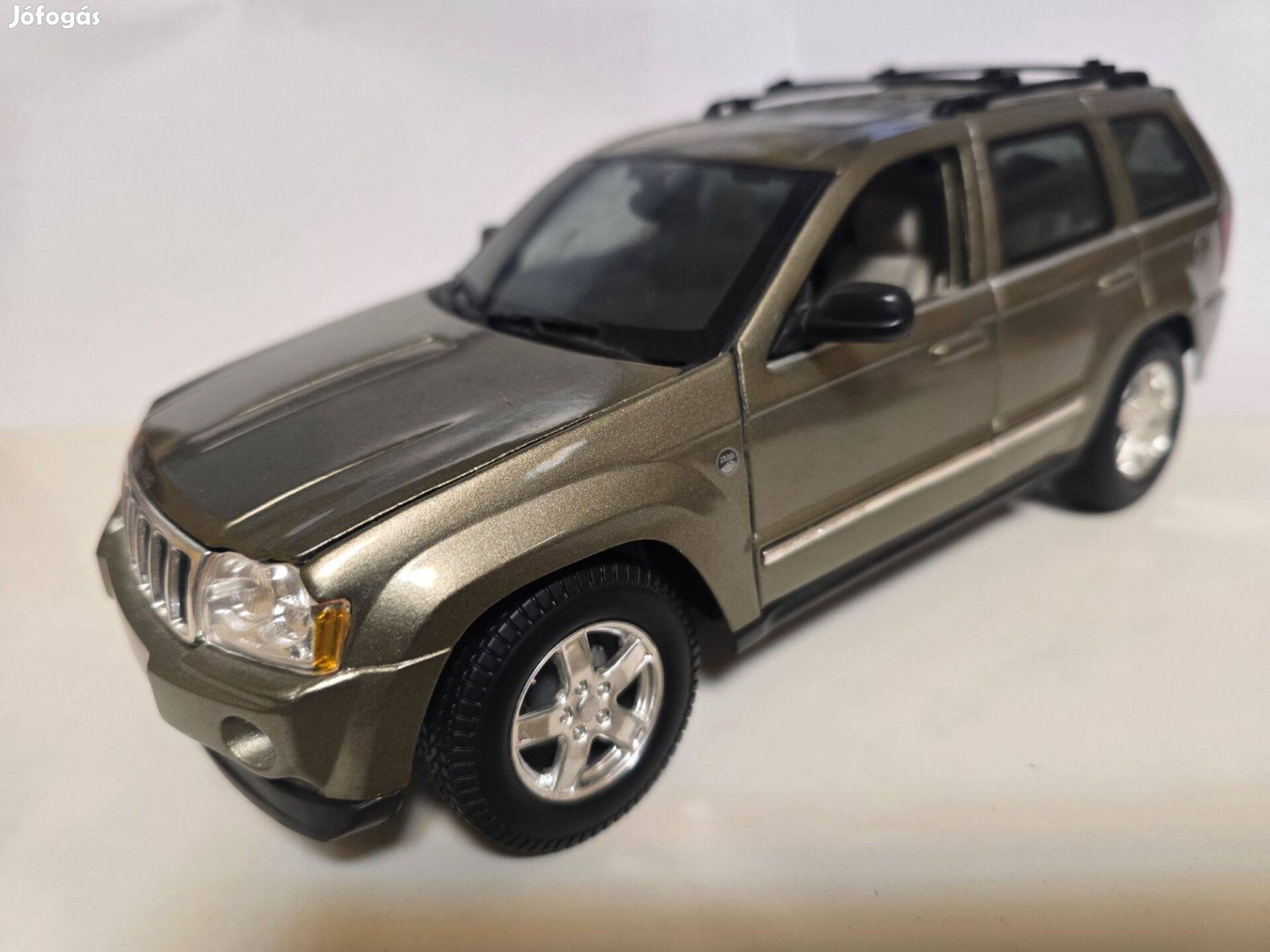 JEEP GRAND Cherokee 2005 Maisto Modell!