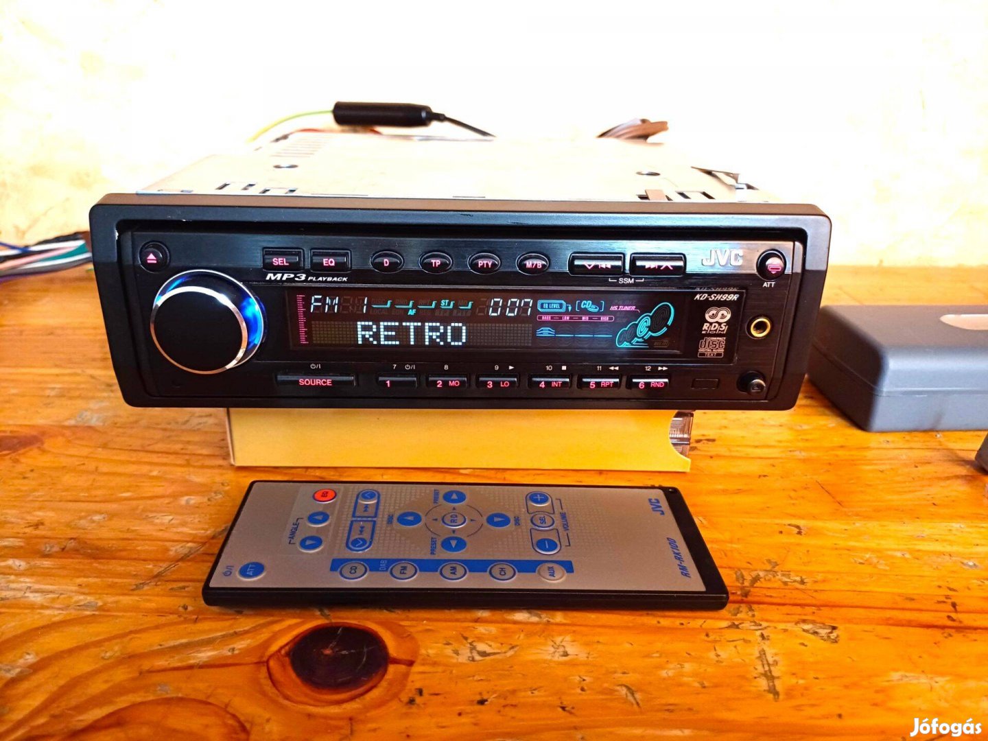 JVC KD-SH99R utólag felokosított audio BLUETOOTH-os autórádió