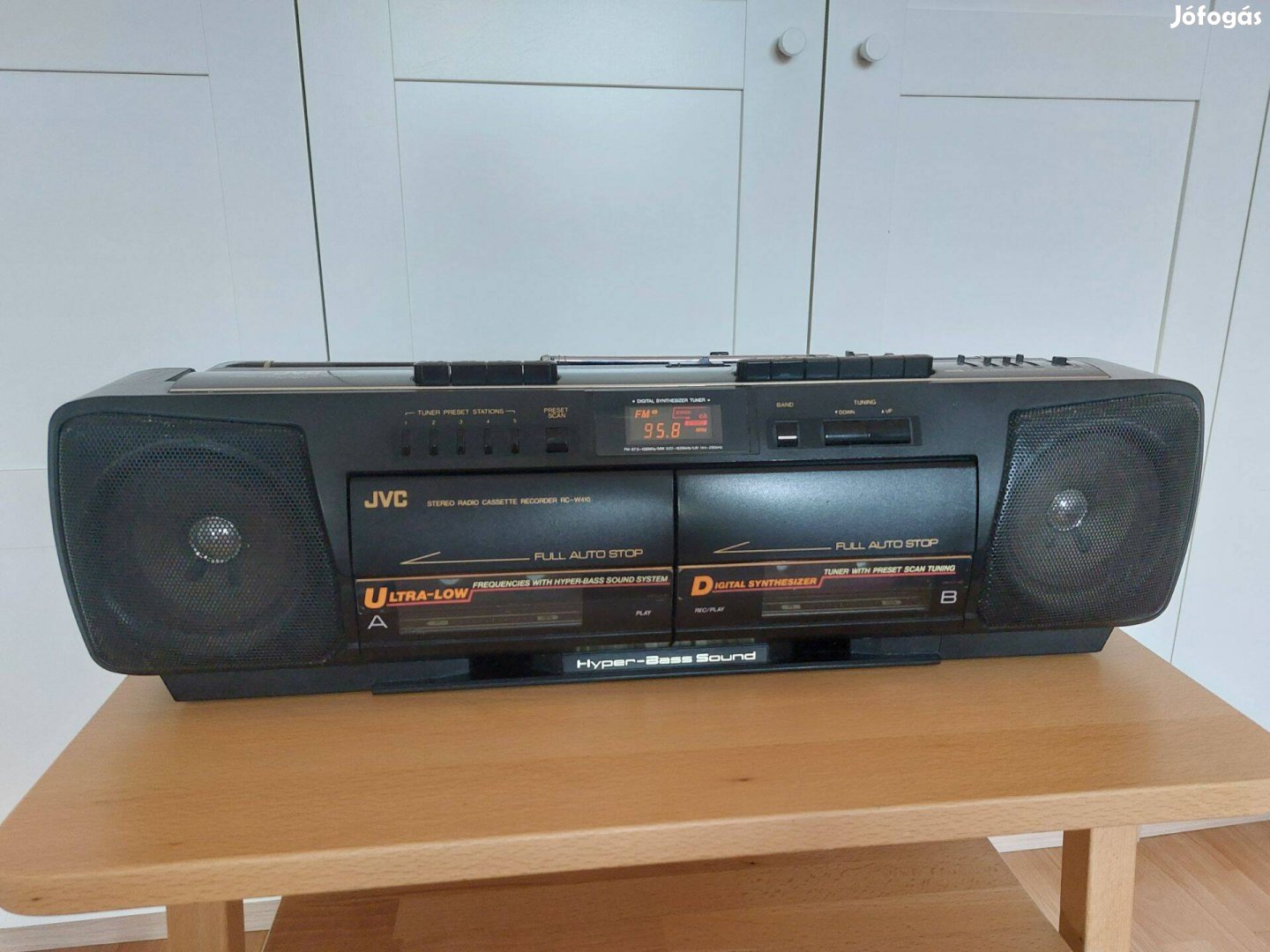 JVC RC-W410 boombox (rádiós magnó) beépített mélynyomóval