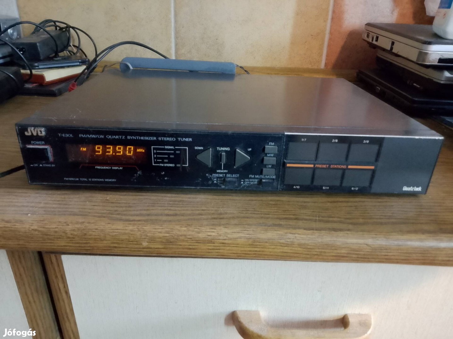 JVC T-E30L sztereó rádió tuner