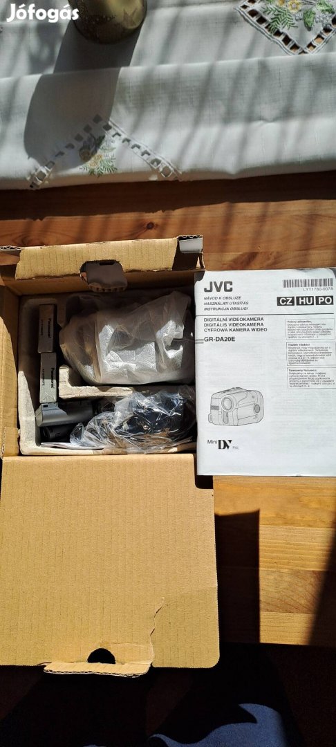 JVC kazettás videókamera eladó.
