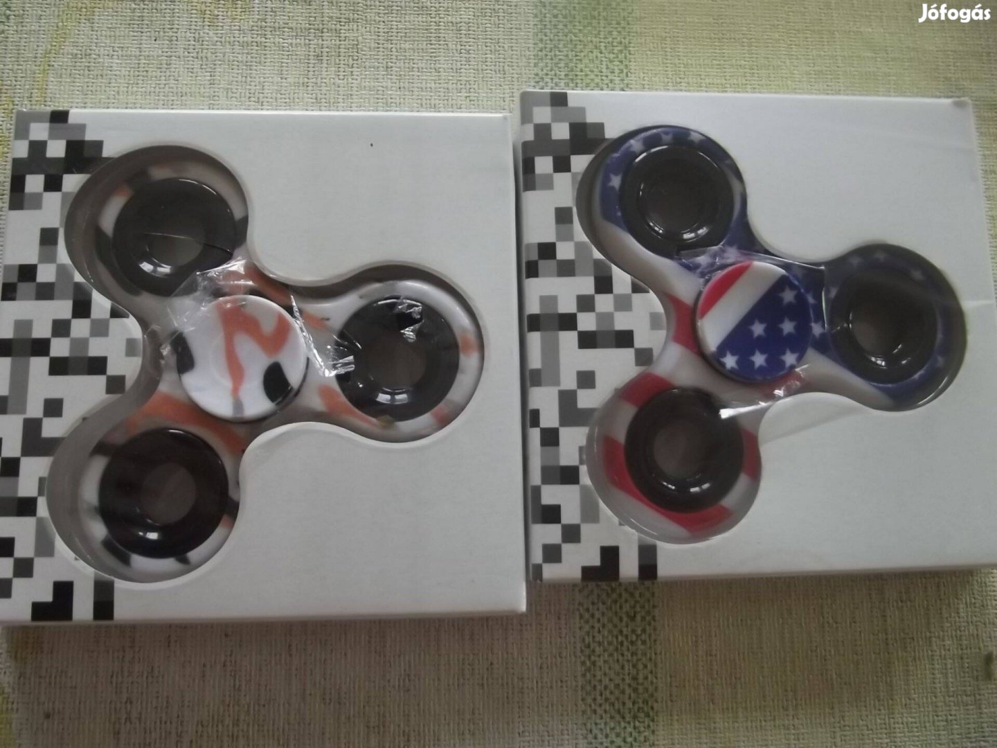 J-3 Fidget Spiner Új Bontatlan