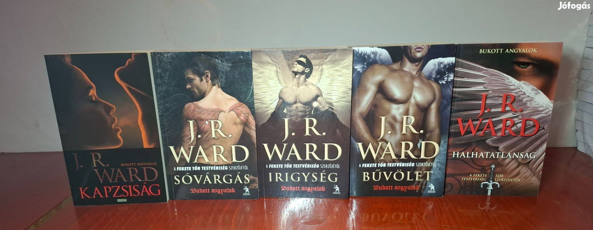 J.R. Ward: Bukott angyalok sorozat