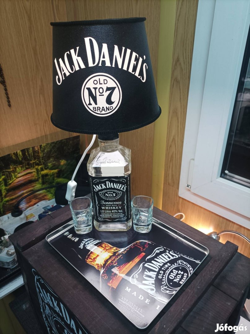 Jack Daniels dísz lakáskiegészítő éjjeli lámpa.