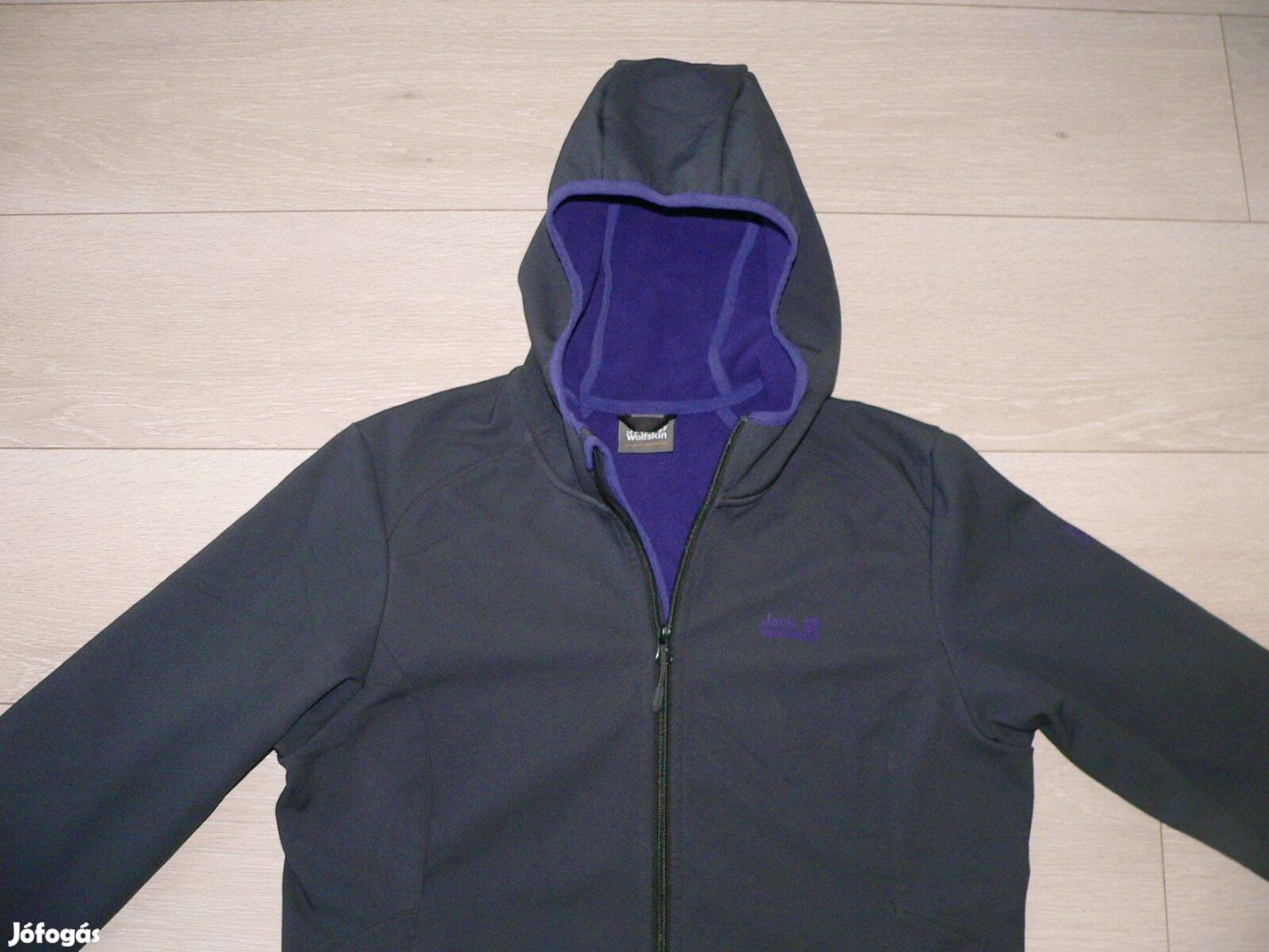 Jack Wolfskin kapucnis softshell dzseki (M)