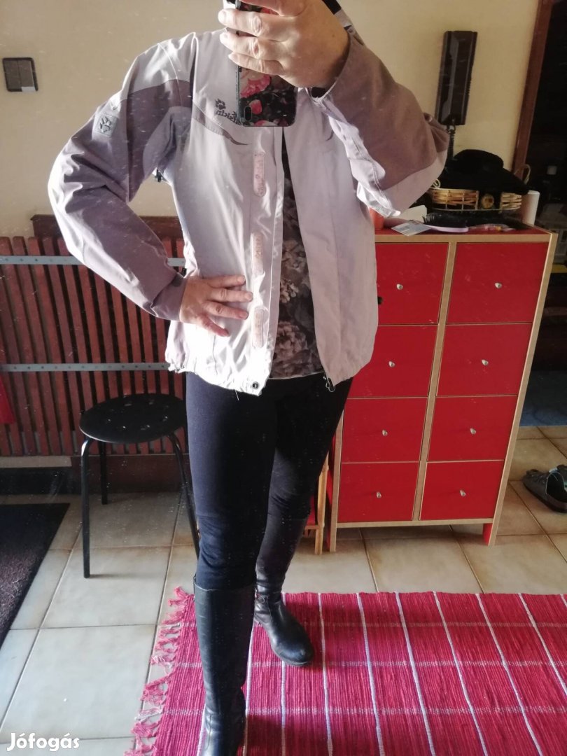Jack Wolfskin vizálló dzseki M es