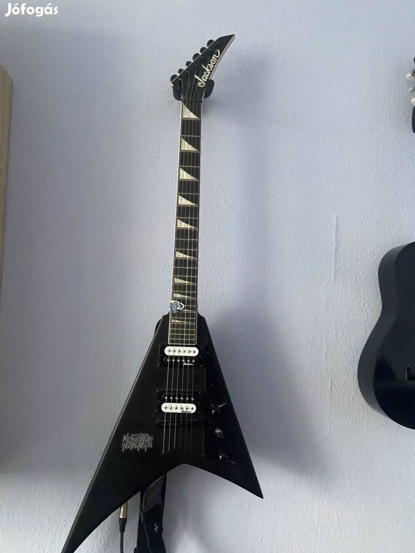 Jackson js32t elektromos gitár erősitő-vel 14 pengető vel