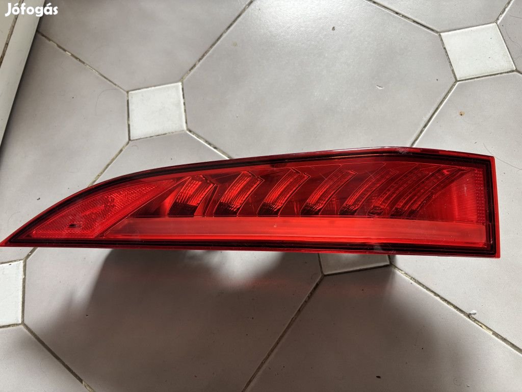Jaguar F-Pace X761 bal hátsó, belső lámpa HK83-13405-BC