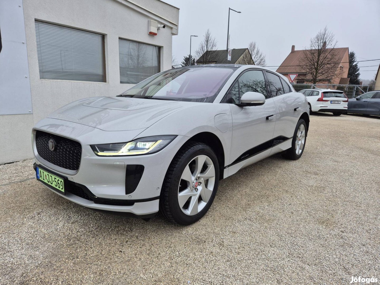 Jaguar I-PACE EV400 SE (Automata) Szervizkönyv...