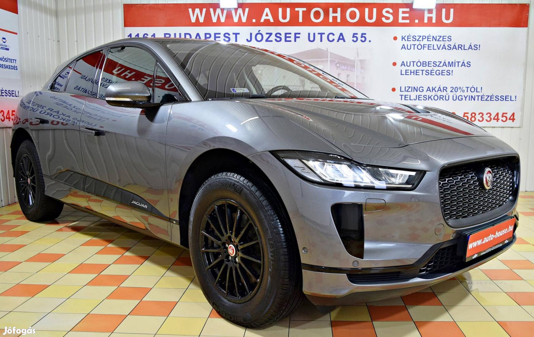 Jaguar I-PACE EV400 S (Automata) Panorámatető!...