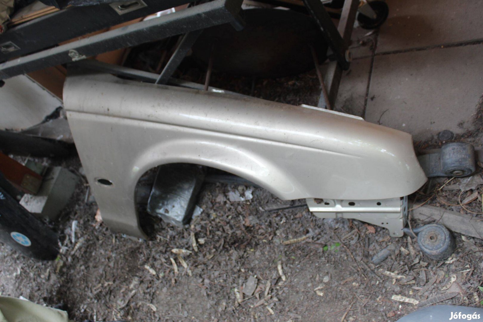 Jaguar S-Type Jobb első sárvédő