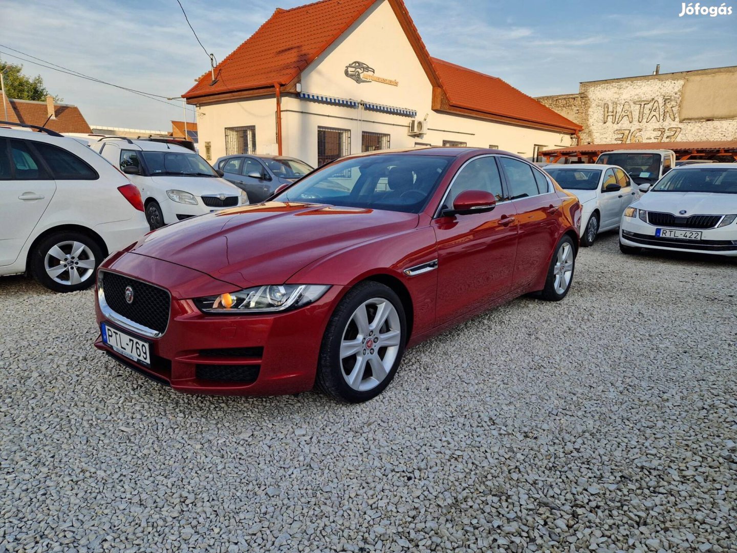 Jaguar XE 2.0 I4P Pure AWD (Automata) Magyarors...