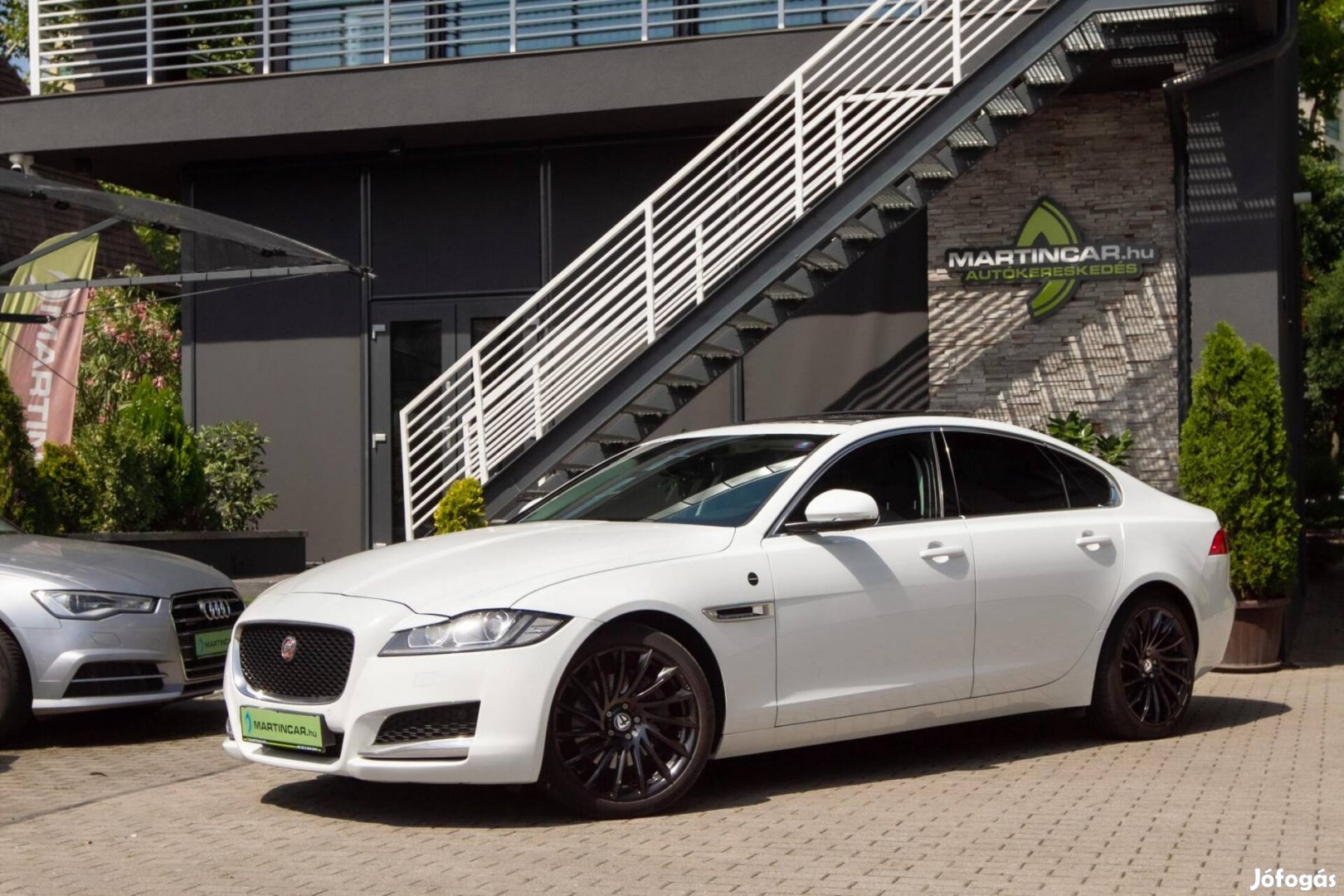 Jaguar XF 2.0 i4D Prestige (Automata) Polaris W...