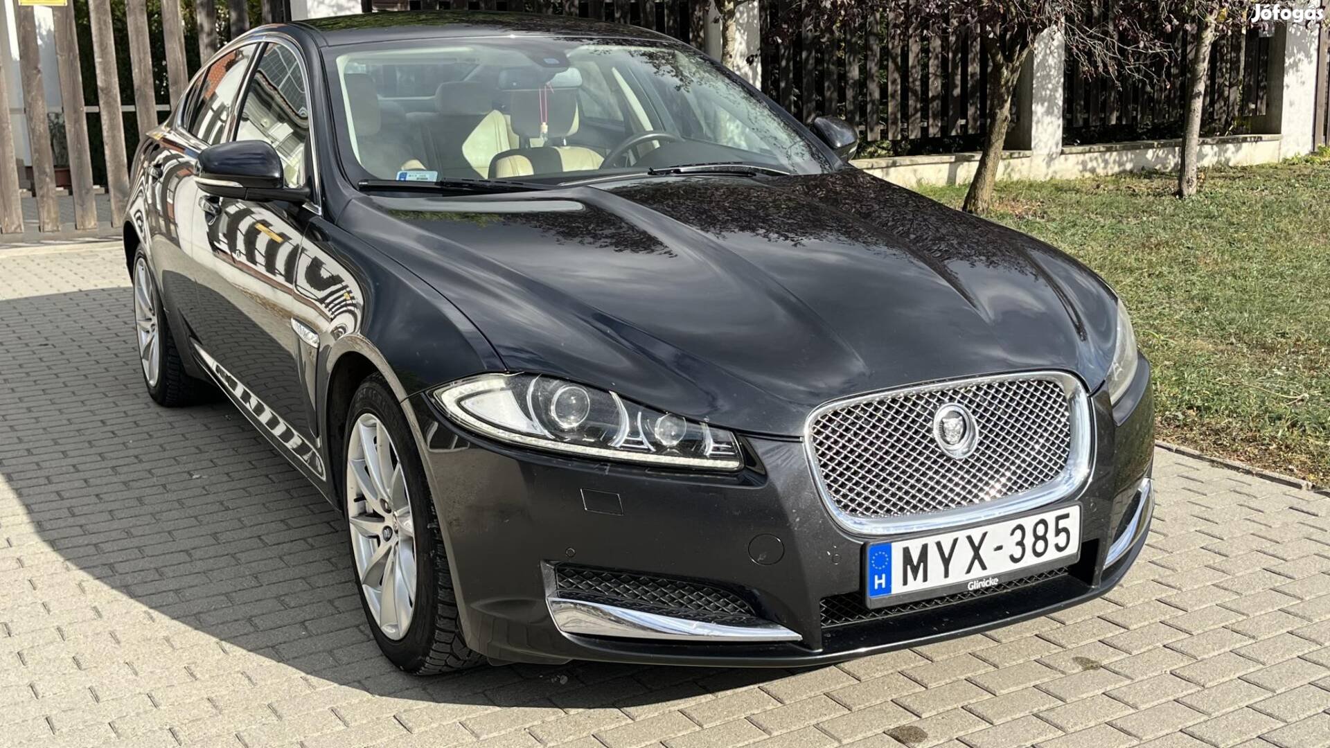 Jaguar XF 2.2 D (Automata) Megkímélt.Állapot