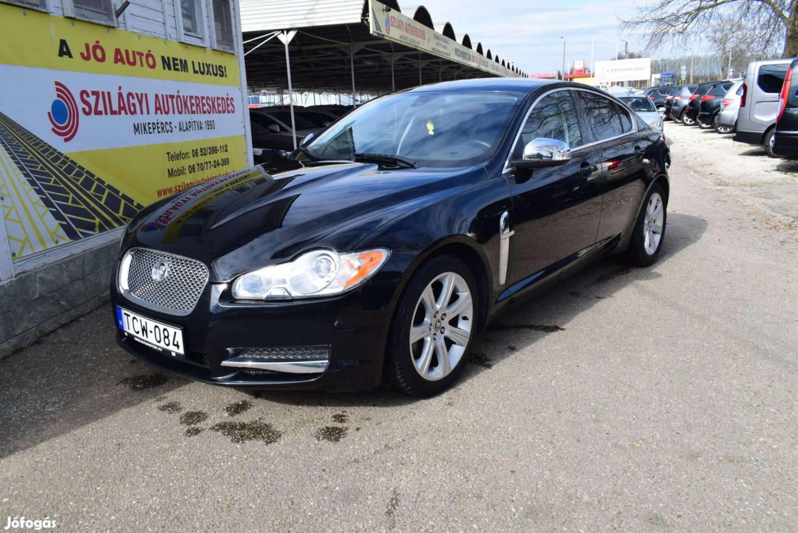 Jaguar XF 2.7 D Premium Luxury (Automata) Vonóh...