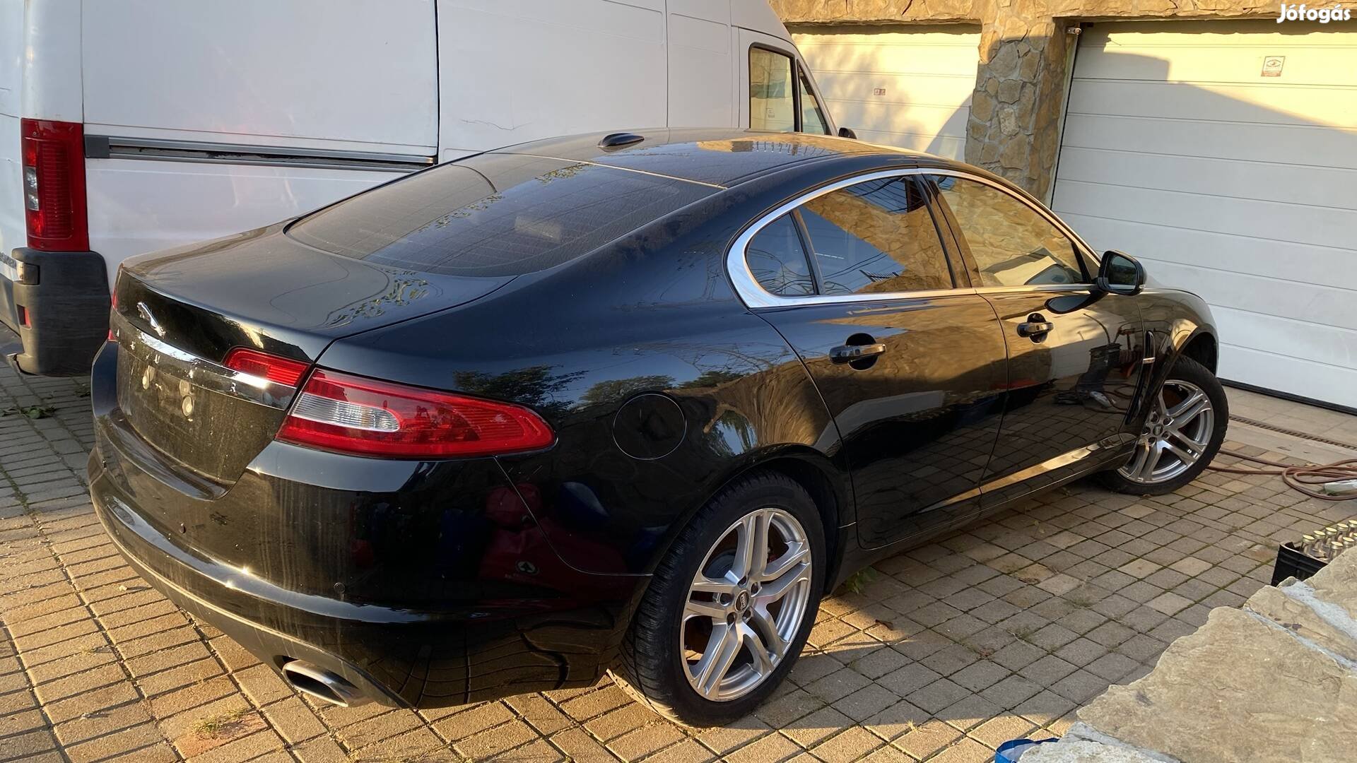 Jaguar XF 3.0 alkatrészei, lökhárító, sárvédő, homlokfal, légzsák