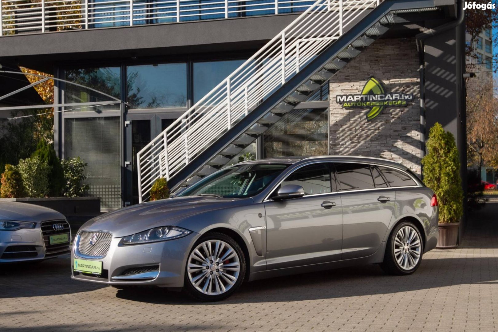 Jaguar XF Sportbrake 2.2 D (Automata) Lunar Gre...