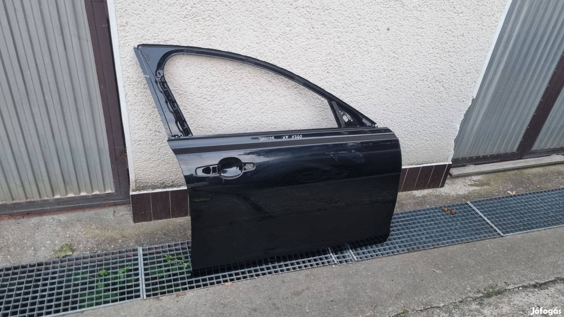 Jaguar XF X260 Jobb első ajtó