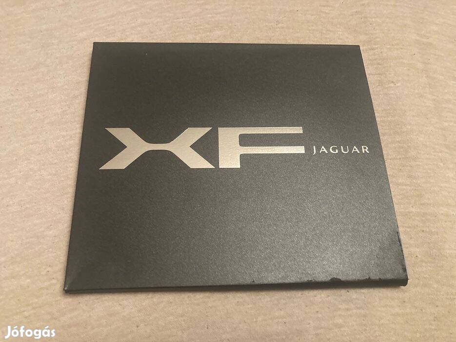 Jaguar XF prospektus, katalógus, könyv és 1 db CD