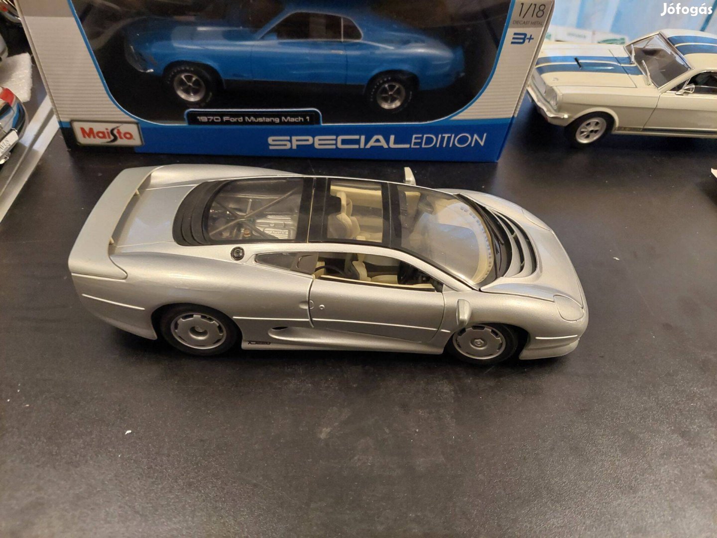 Jaguar Xj 220 1:18 Maisto