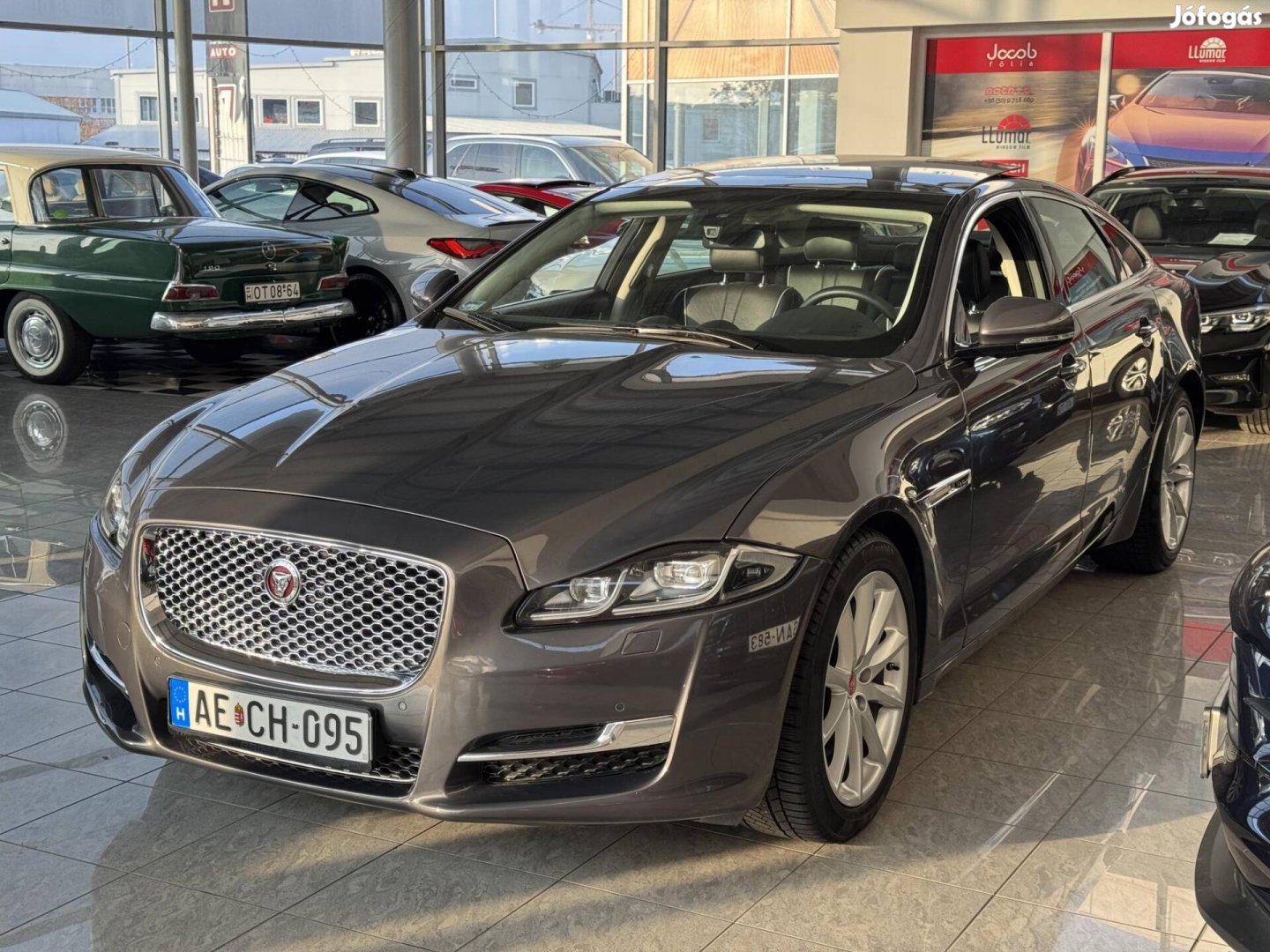Jaguar Xj 3.0 V6 Td Swb Luxury (Automata) Kamer...