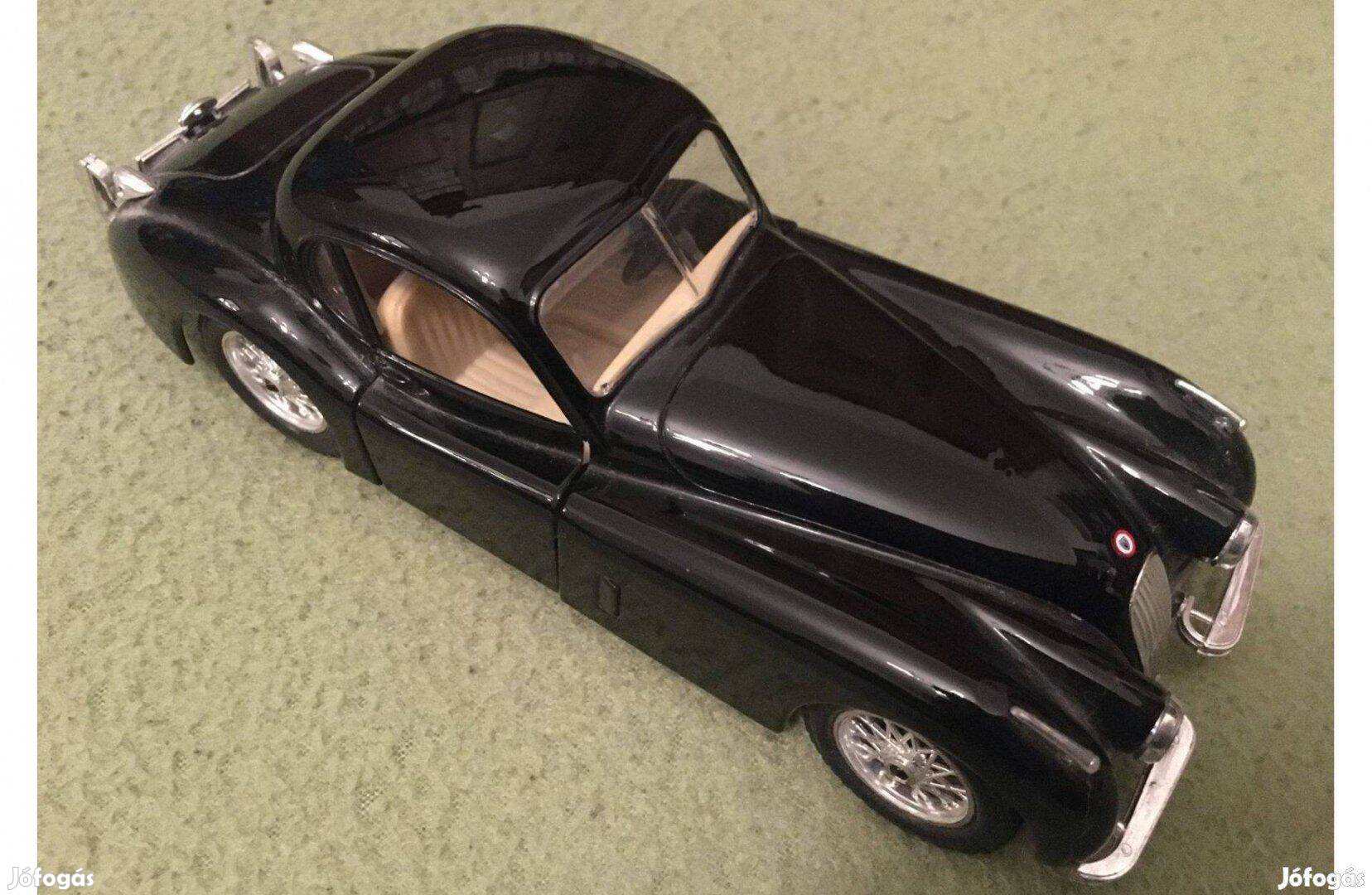 Jaguar Xk 120 Bburago játék autó modell