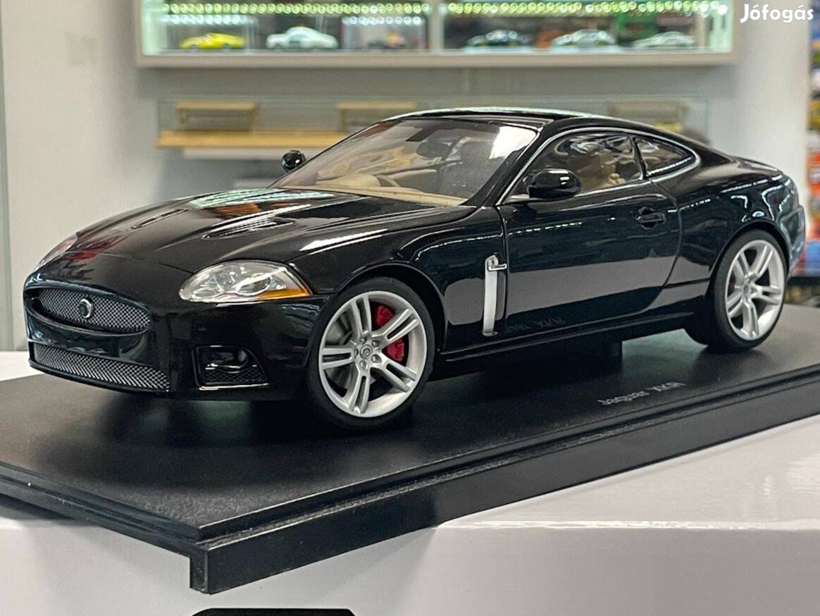 Jaguar Xkr Coupe 2006 V8 Supercharged 1:18 Autoart Performance 73634