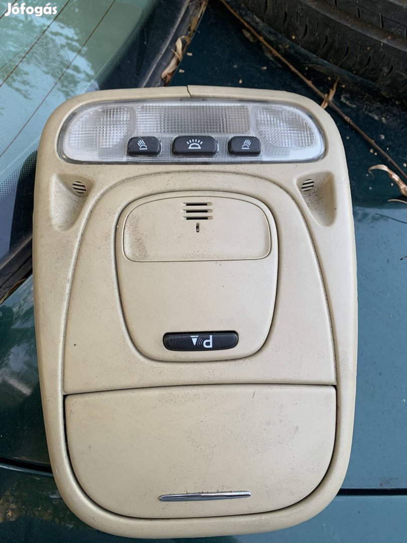 Jaguar s-type szemüvegtartó beltér lámpa