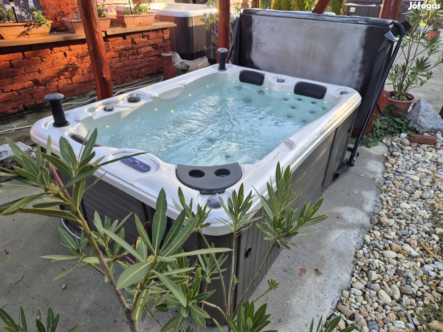 Jakuzzi jacuzzi