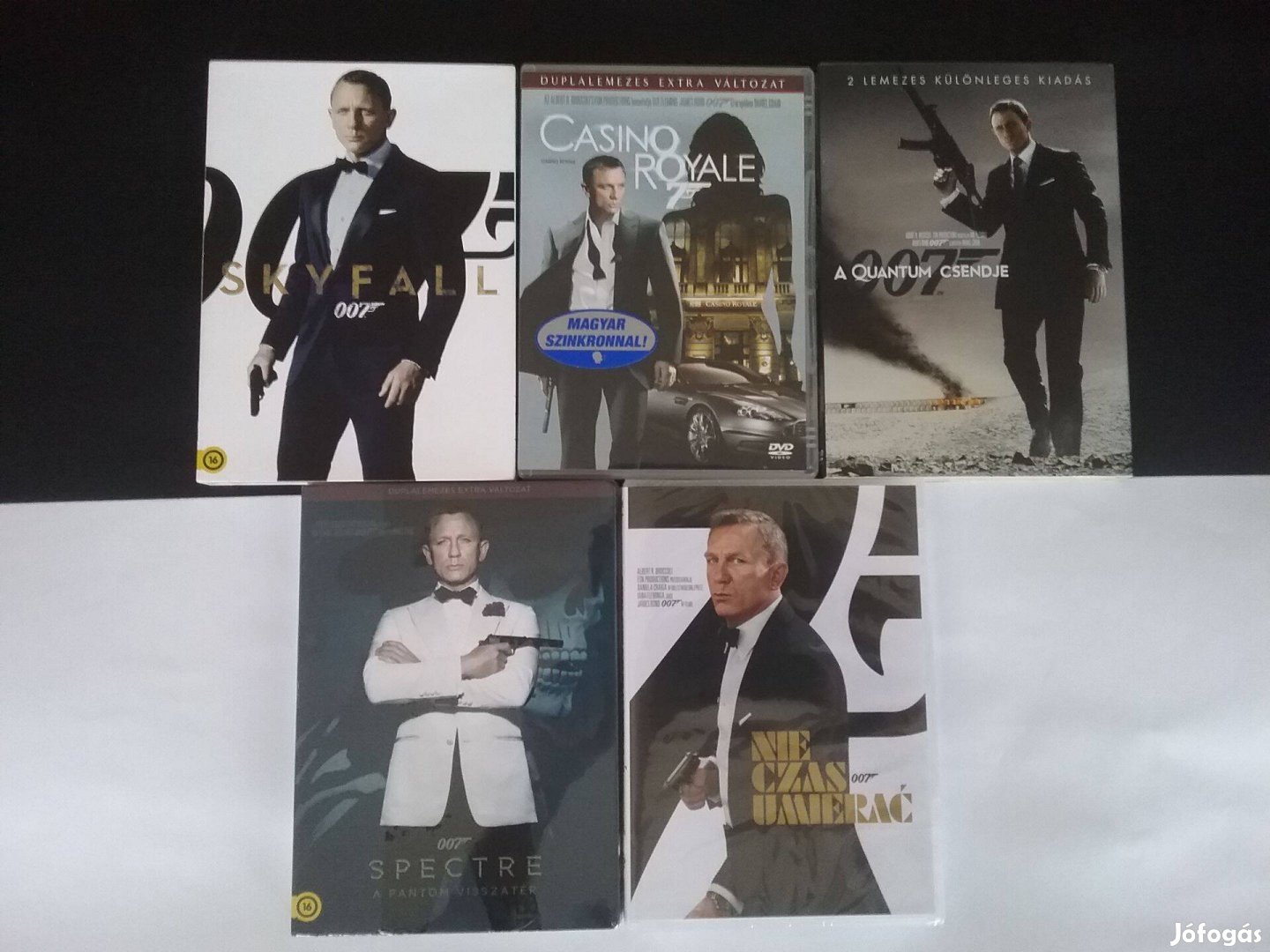 James Bond. A teljes 5 filmes Daniel Craig főszereplésével. Szinkr