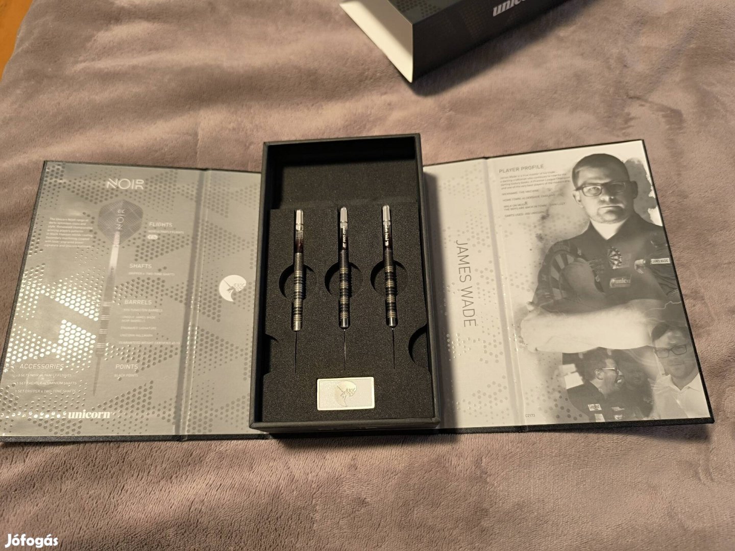 James Wade Noir darts szett