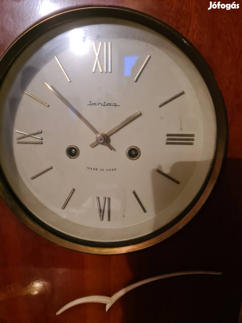 Jantar retró ingás falióra
