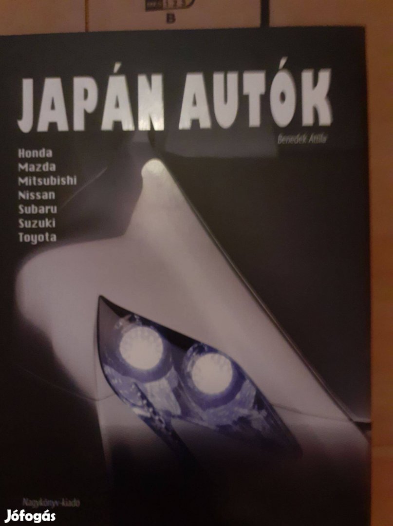 Japán autók színes album, új!