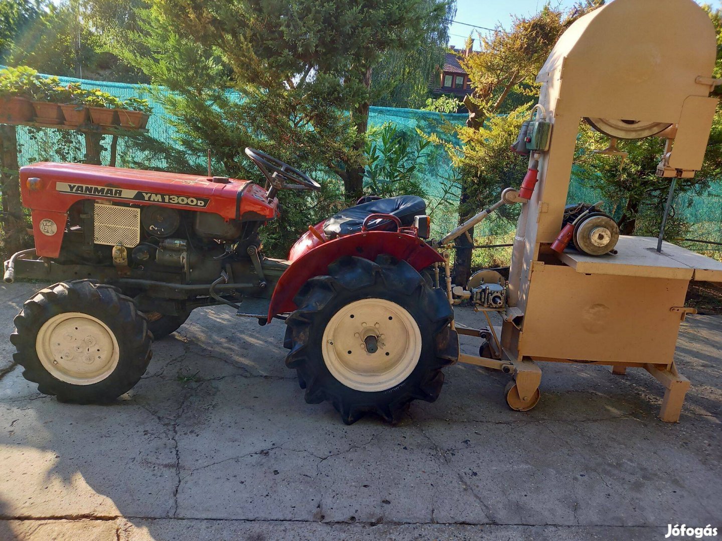 Japán kerti traktor