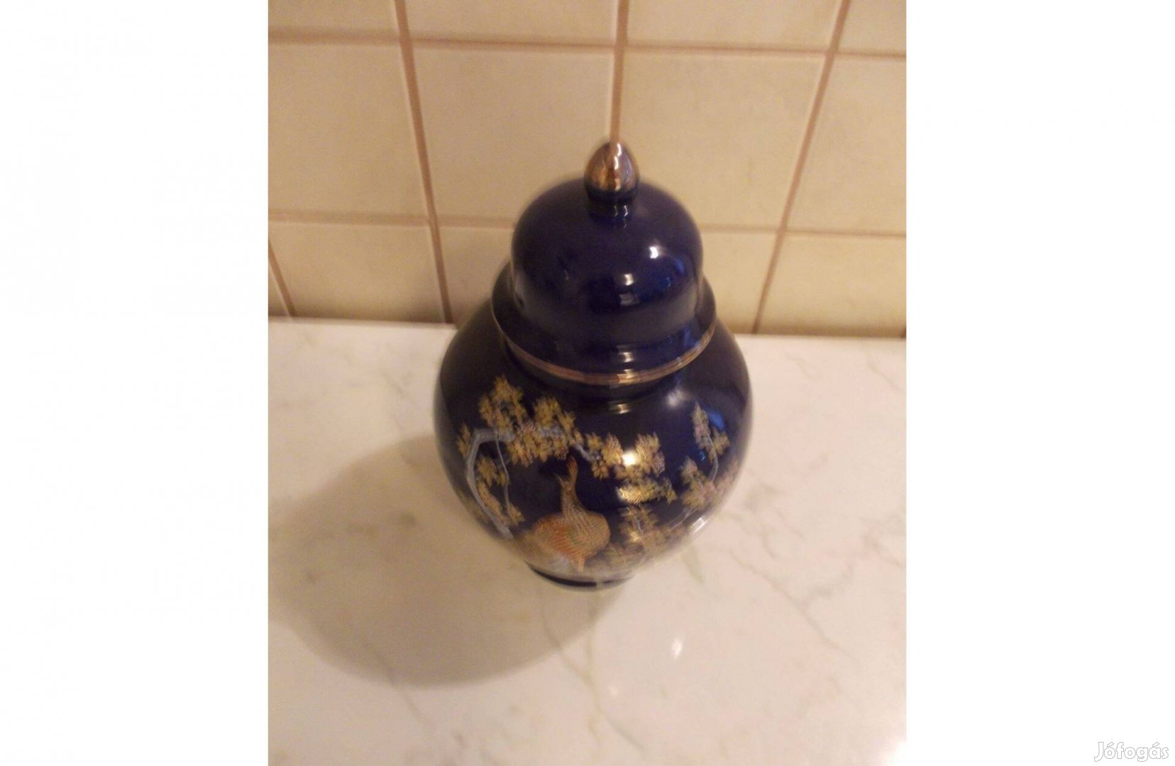 Japán kézzel festett fedeles váza