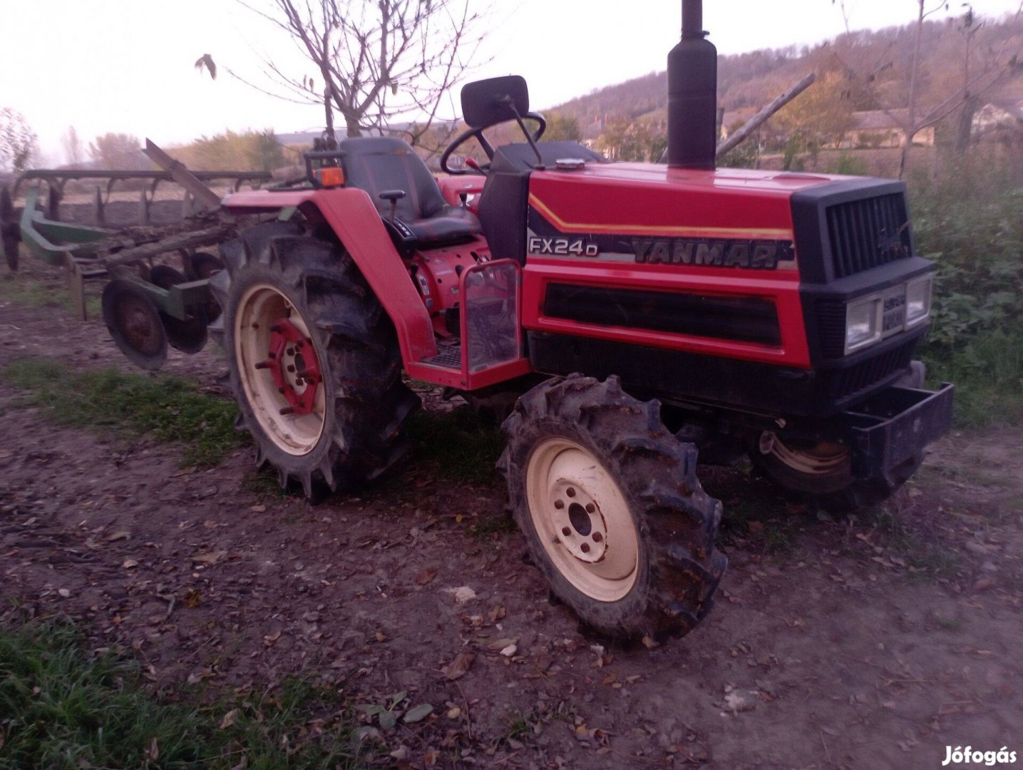 Japán kistraktor Yanmar FX 24 Talajmaróval