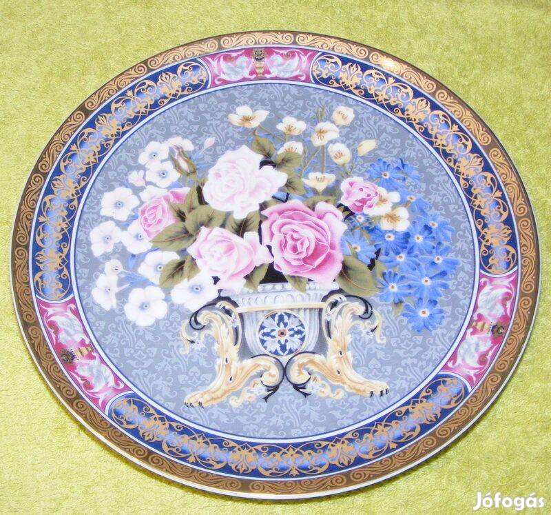Japán porcelán rózsás tányér