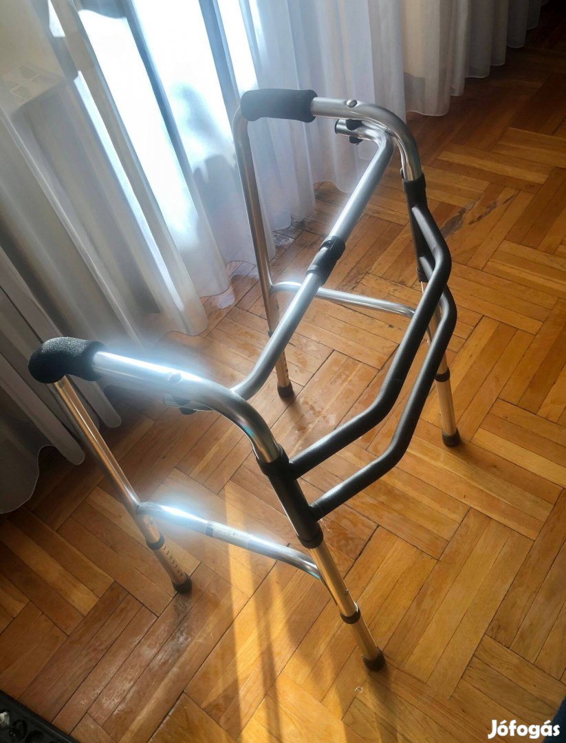 Járókeret állítható, összecsukható, könnyített